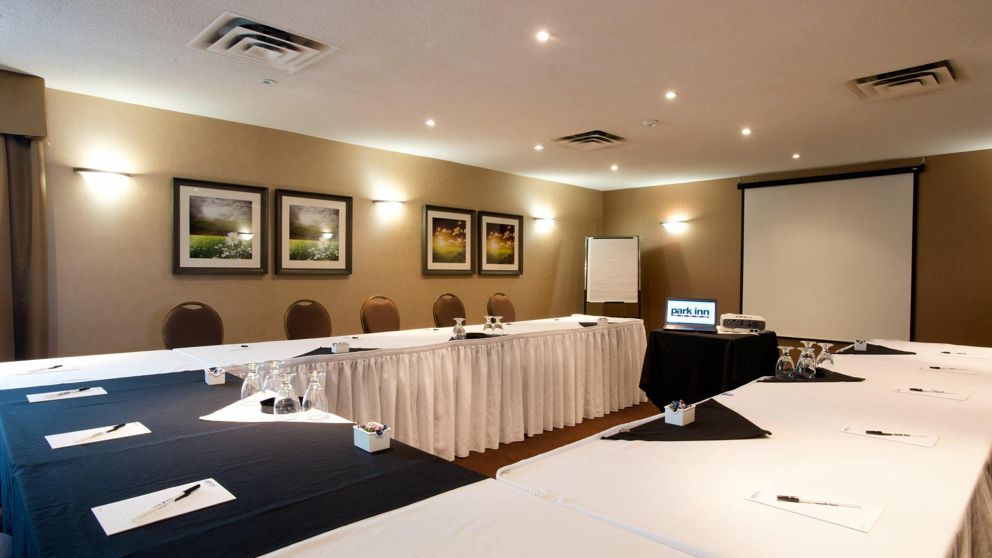 Park Inn By Radisson Toronto-Markham Eksteriør billede